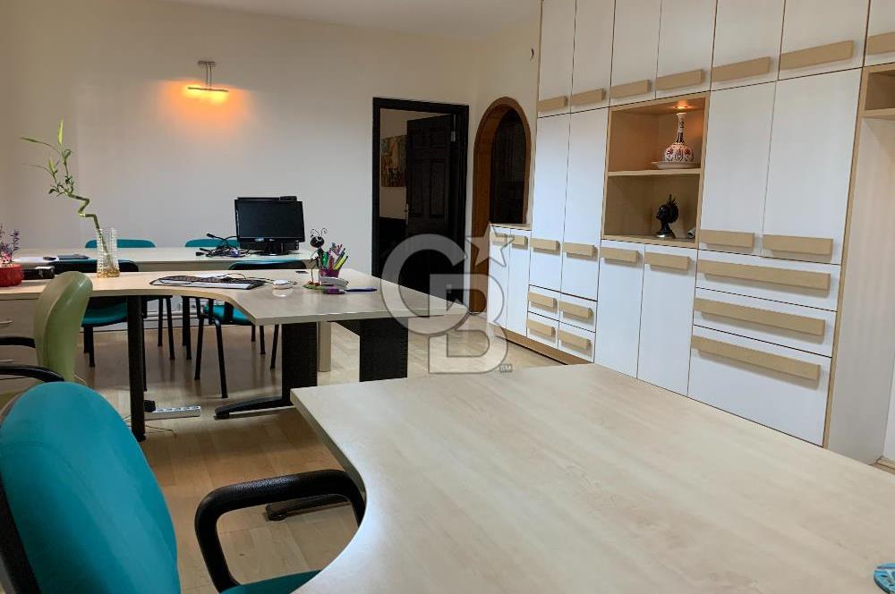 MEBUSEVLERİ ERGİN SOKAKTA KAPALI OTOPARKLI EŞYALI KİRALIK