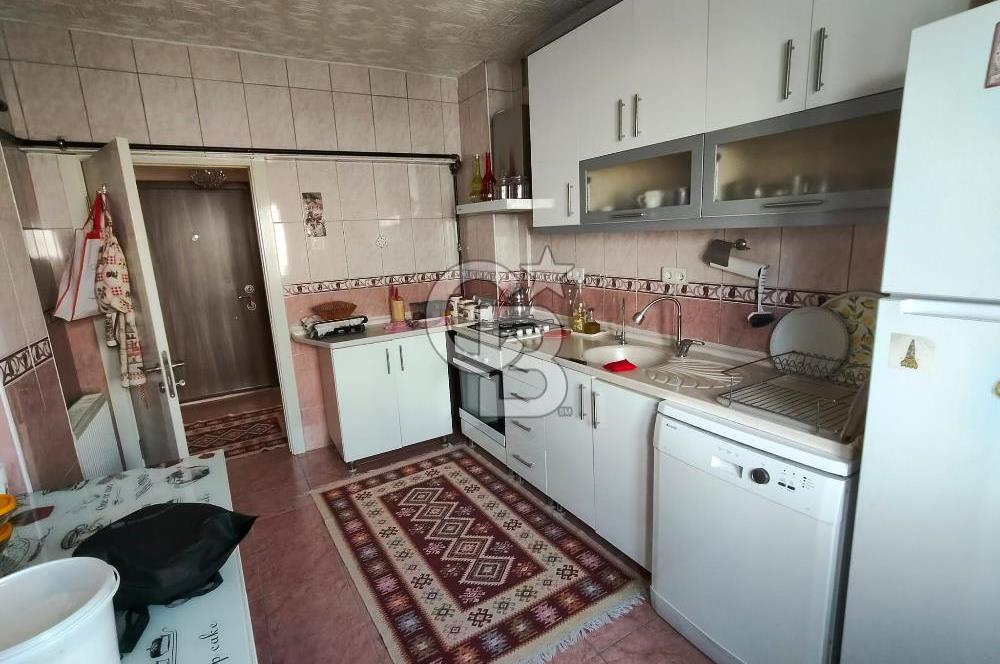 ÖVEÇLER MAHALLESİ TERAS KULLANIMLI SATILIK 2+2 DAİRE