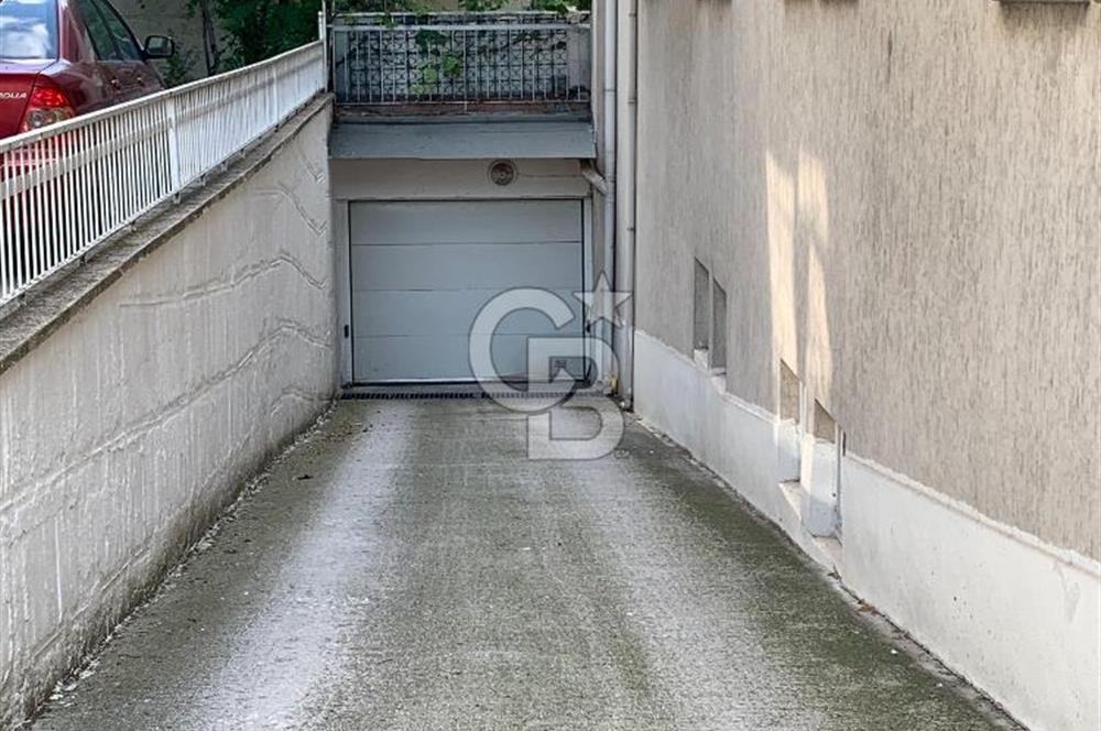 MEBUSEVLERİ ERGİN SOKAKTA KAPALI OTOPARKLI EŞYALI KİRALIK