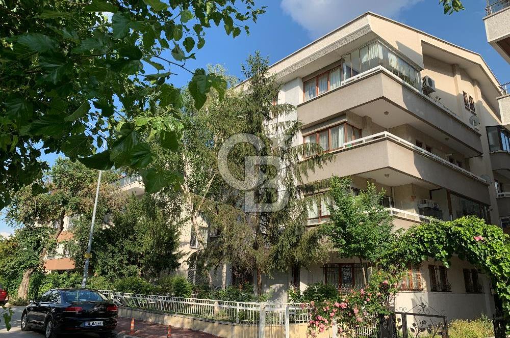 MEBUSEVLERİ ERGİN SOKAKTA KAPALI OTOPARKLI EŞYALI KİRALIK