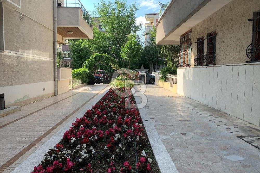 MEBUSEVLERİ ERGİN SOKAKTA KAPALI OTOPARKLI EŞYALI KİRALIK