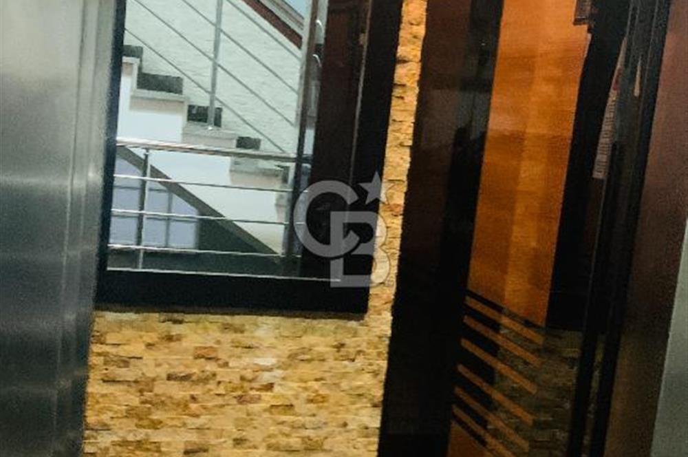 SUBAYEVLERİ ÜÇYILDIZ CADDESİNDE YENİ BİNADA SATILIK 3+1 DAİRE