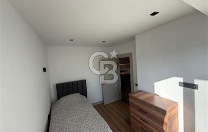 Çeşme Şifne'de Havuzlu Muhteşem Konumda Satılık 4+1 Villa