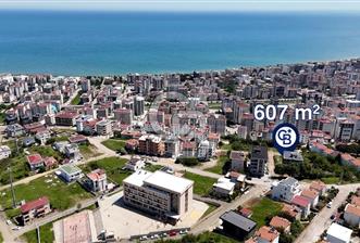 Alanlı’da Tramvaya 450 Metre – Ruhsatı Hazır 26 Dairelik 1+1 Proje Arsası!