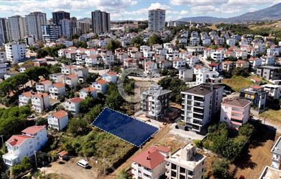 Alanlı’da Tramvaya 450 Metre – Ruhsatı Hazır 26 Dairelik 1+1 Proje Arsası!