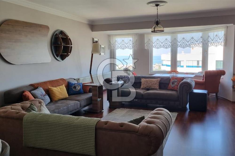 Narlıdere de Deniz Manzaralı Metro Yanı 4+1 Satılık 210 m2 Daire