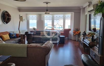 Narlıdere de Deniz Manzaralı Metro Yanı 4+1 Satılık 210 m2 Daire