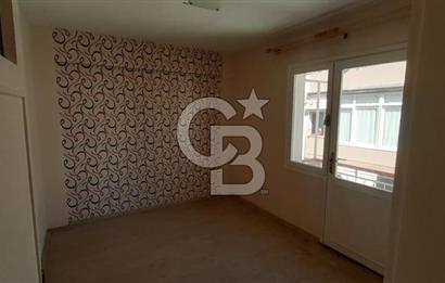 KARŞIYAKA BOSTANLIDA TAM MERKEZDE 2+1 ARAKAT 80 M2 ÖNÜ AÇIK DAİRE