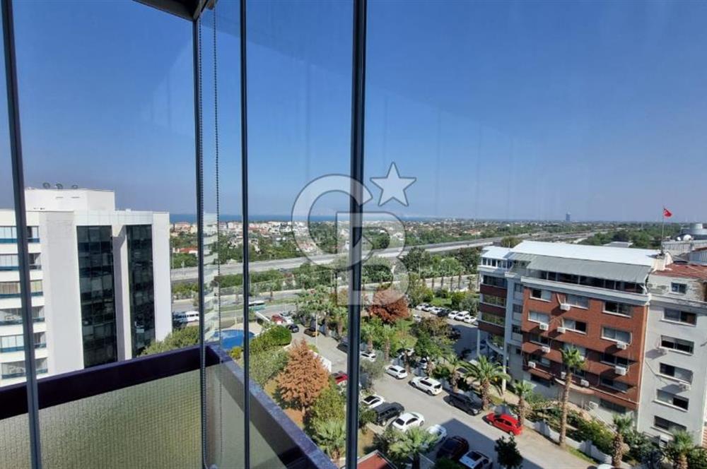 Narlıdere de Deniz Manzaralı Metro Yanı 4+1 Satılık 210 m2 Daire