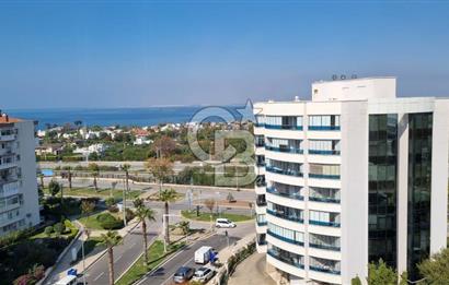 Narlıdere de Deniz Manzaralı Metro Yanı 4+1 Satılık 210 m2 Daire