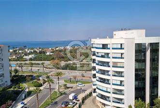 Narlıdere de Deniz Manzaralı Metro Yanı 4+1 Satılık 210 m2 Daire