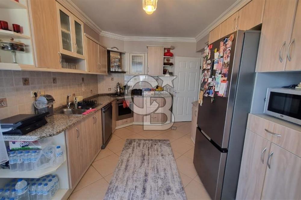 Narlıdere de Deniz Manzaralı Metro Yanı 4+1 Satılık 210 m2 Daire