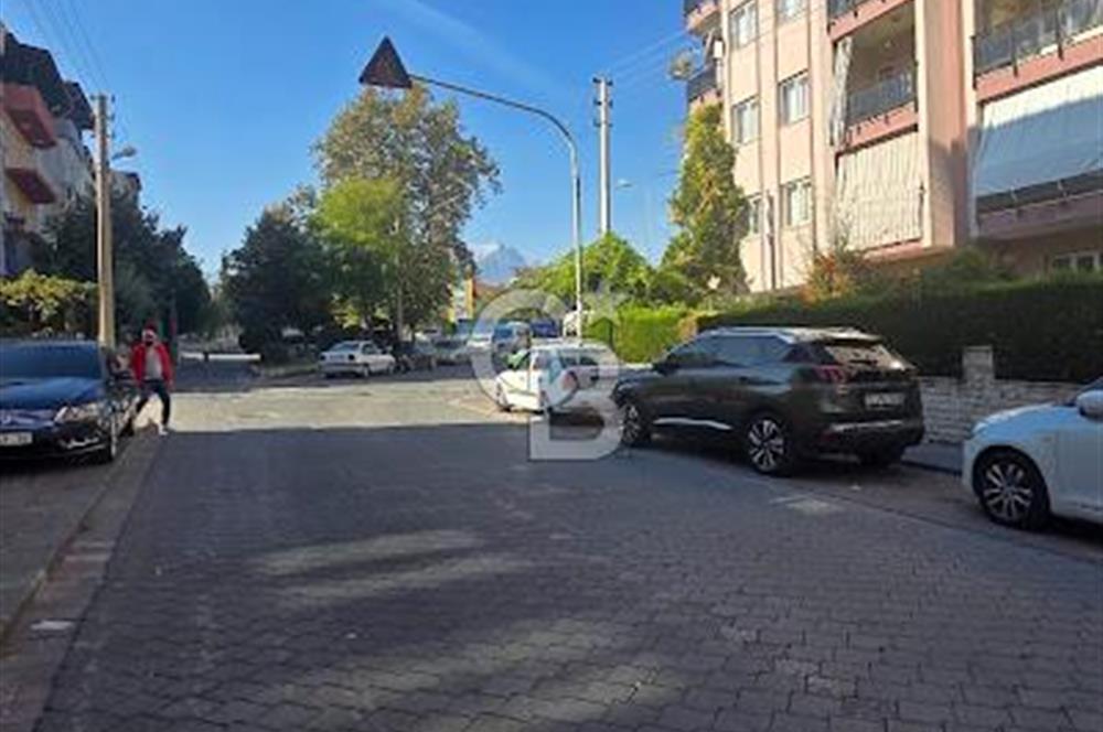 Kiremitçi Cihan Sitesi'nde 160 M² Ara Kat 3+1 Kiralık Daire