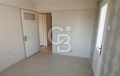 KARŞIYAKA BOSTANLIDA TAM MERKEZDE 2+1 ARAKAT 80 M2 ÖNÜ AÇIK DAİRE