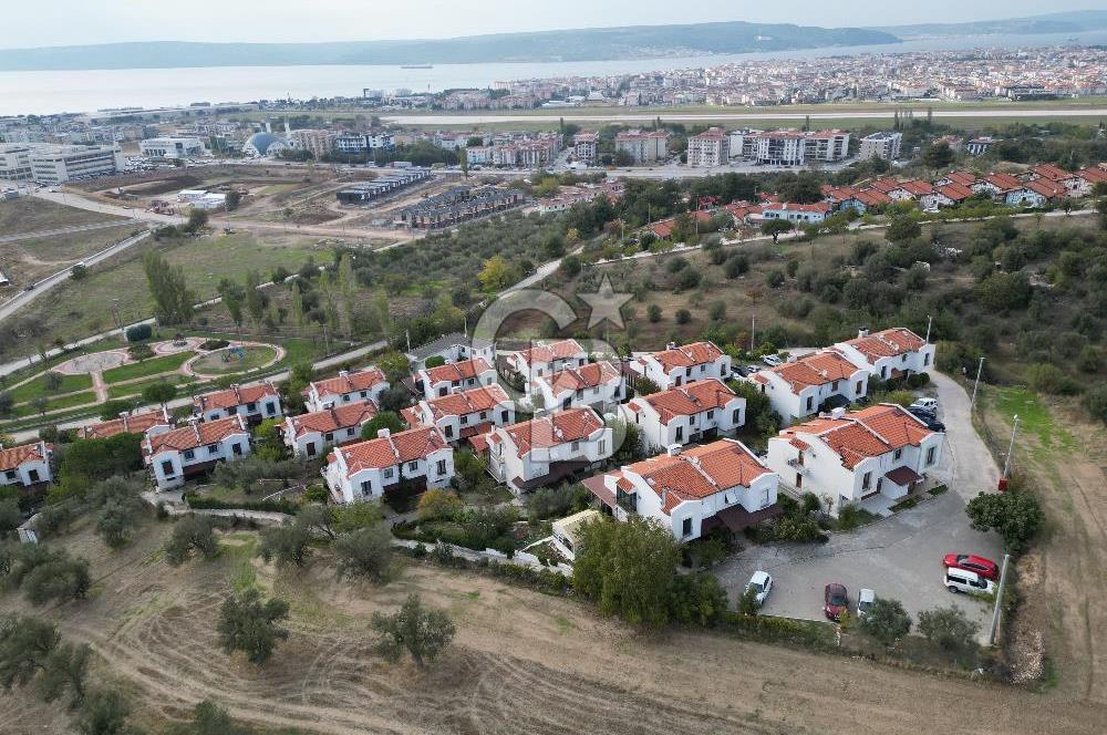 ÇANAKKALE MERKEZ PANAROMA SİTESİ YENİLENMİŞ LÜKS SATILIK VİLLA