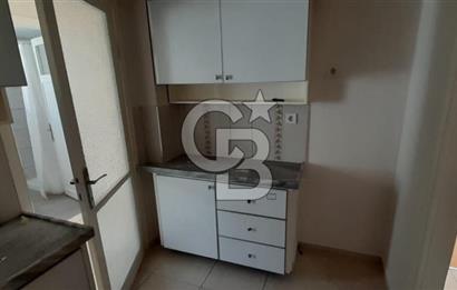 KARŞIYAKA BOSTANLIDA TAM MERKEZDE 2+1 ARAKAT 80 M2 ÖNÜ AÇIK DAİRE
