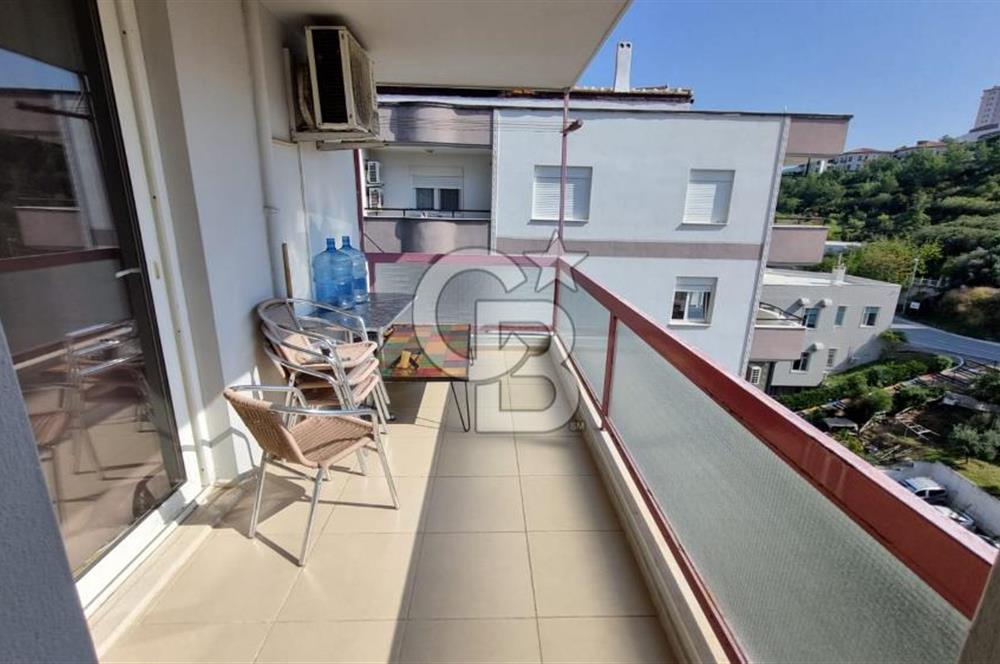 Narlıdere de Deniz Manzaralı Metro Yanı 4+1 Satılık 210 m2 Daire