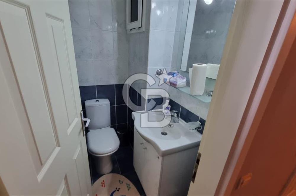 Narlıdere de Deniz Manzaralı Metro Yanı 4+1 Satılık 210 m2 Daire