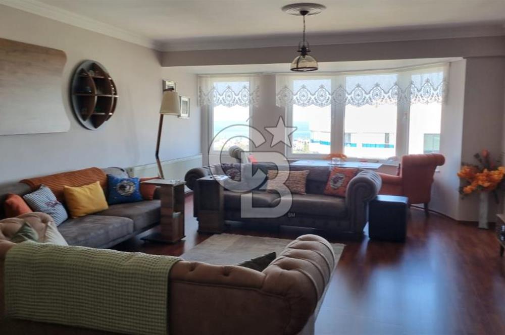 Narlıdere de Deniz Manzaralı Metro Yanı 4+1 Satılık 210 m2 Daire