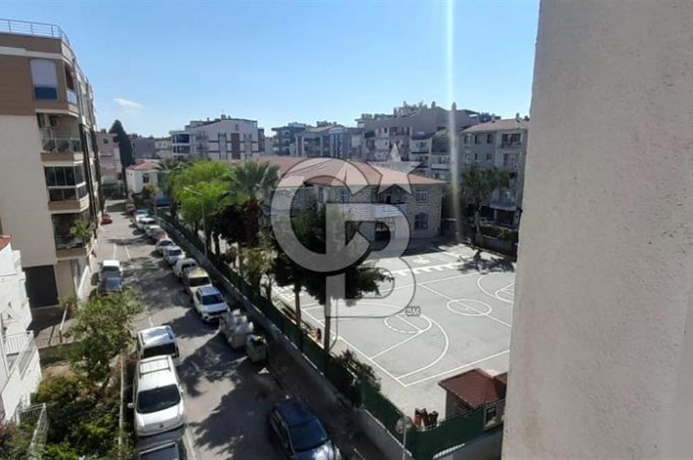 KARŞIYAKA BOSTANLIDA TAM MERKEZDE 2+1 ARAKAT 80 M2 ÖNÜ AÇIK DAİRE
