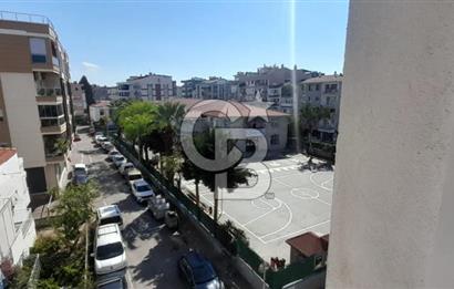 KARŞIYAKA BOSTANLIDA TAM MERKEZDE 2+1 ARAKAT 80 M2 ÖNÜ AÇIK DAİRE