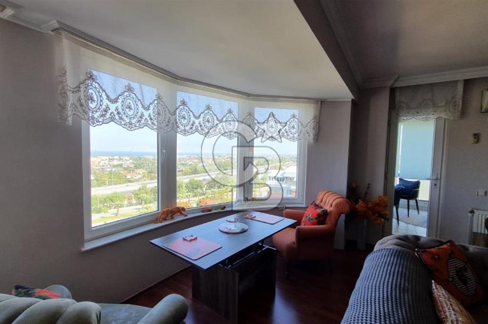 Narlıdere de Deniz Manzaralı Metro Yanı 4+1 Satılık 210 m2 Daire