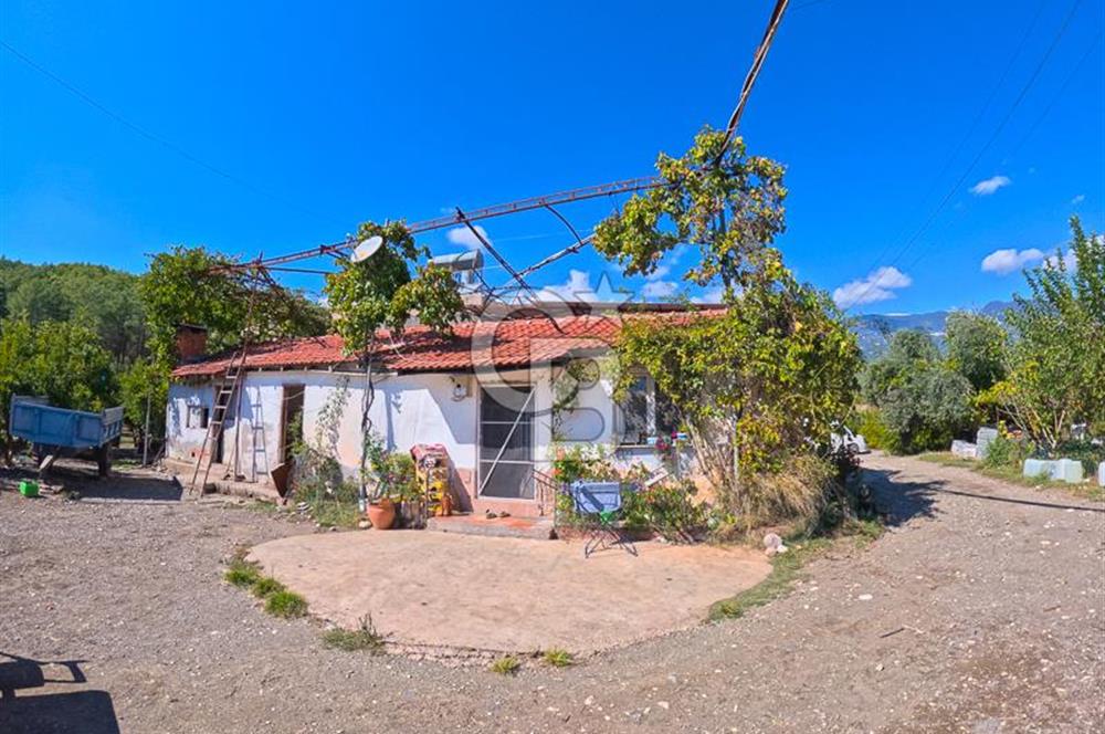 CB ARDENDEN ANTALYA KAŞ ORTABAĞ'DA SATILIK TARLA VE KÖY EVİ