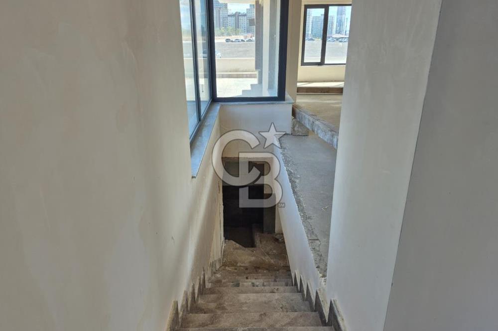 BEYTEPE DE KOMPLE KİRALIK BİNA