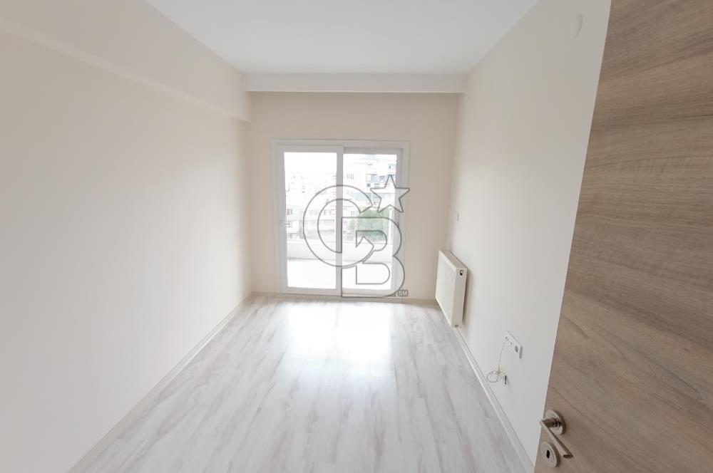 Karşıyaka Ordu Cad. Üzeri Satılık 2+1 Kapalı Mutfak Geniş Daire 