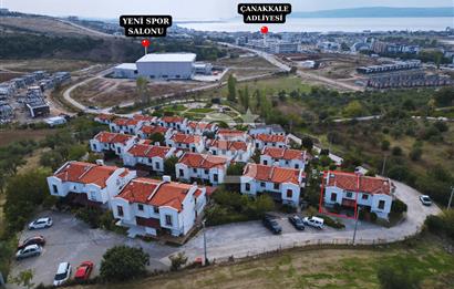 ÇANAKKALE MERKEZ PANAROMA SİTESİ YENİLENMİŞ LÜKS SATILIK VİLLA