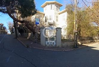Heybeliada'da Köşk