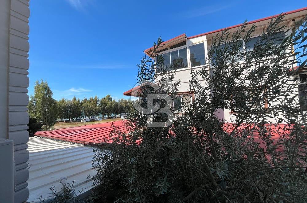 Akbük Merkezde Denize Yalnızca 20 Metre 3+1 Dubleks Kiralık Ev