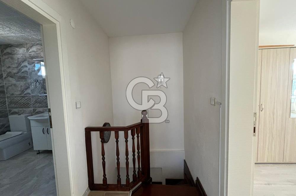 Akbük Merkezde Denize Yalnızca 20 Metre 3+1 Dubleks Kiralık Ev