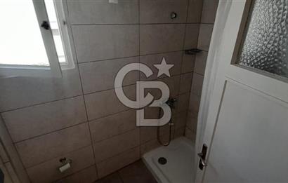 KARŞIYAKA BOSTANLIDA TAM MERKEZDE 2+1 ARAKAT 80 M2 ÖNÜ AÇIK DAİRE