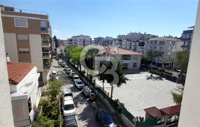 KARŞIYAKA BOSTANLIDA TAM MERKEZDE 2+1 ARAKAT 80 M2 ÖNÜ AÇIK DAİRE