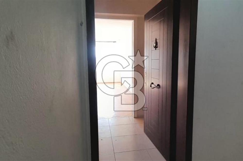 KARŞIYAKA BOSTANLIDA TAM MERKEZDE 2+1 ARAKAT 80 M2 ÖNÜ AÇIK DAİRE