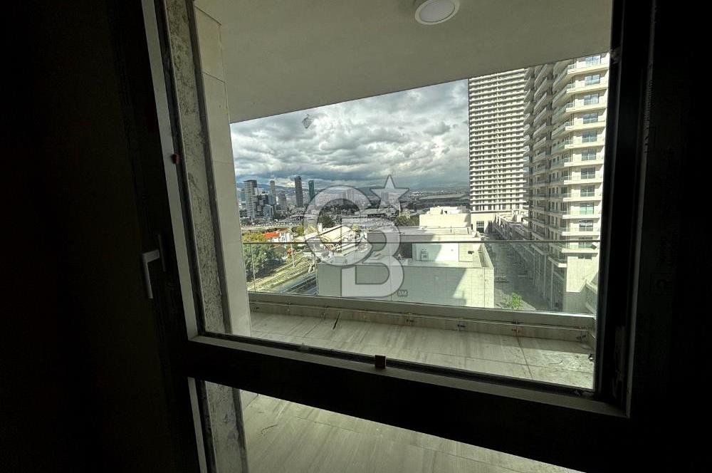 MEGAPOL İZMİR TOWER THREE REZİDANS KULE'DE SATILIK 1+1 DAİRE