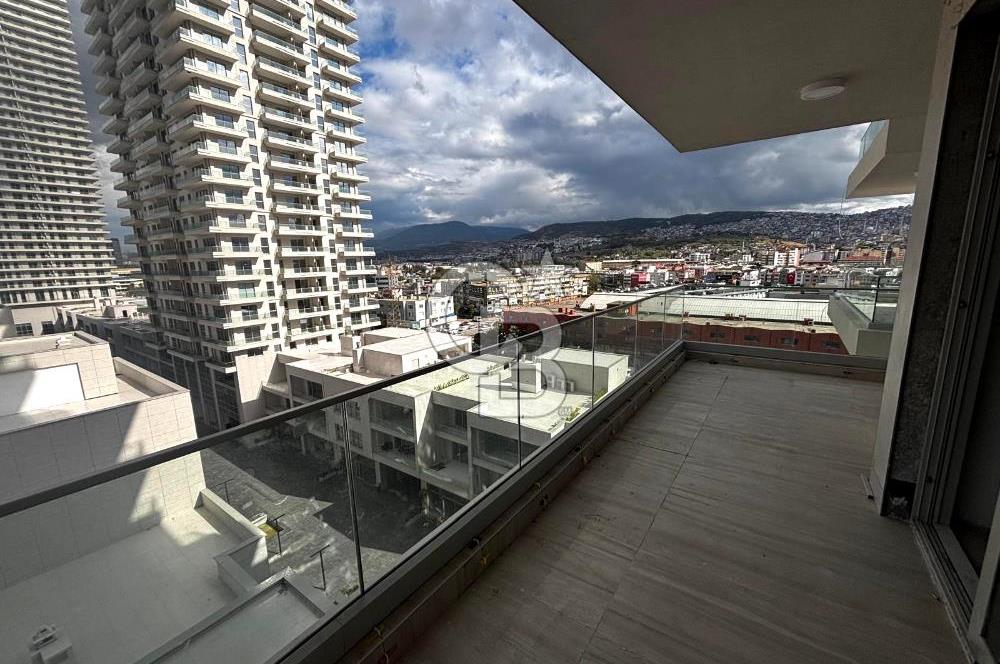 MEGAPOL İZMİR TOWER THREE REZİDANS KULE'DE SATILIK 1+1 DAİRE