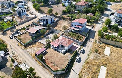 CB OPİA'DAN '' KARAAĞAÇ'TA KENDİ KÖŞENİZE ÇEKİLİN (557m²)''