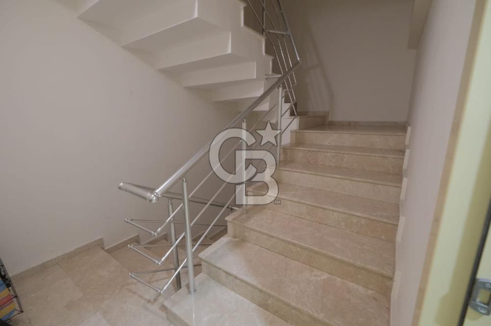 MENEMEN ULUKENT'TE CB İYA'DAN SİTE İÇİNDE 3+1 SATILIK LÜKS DAİRE