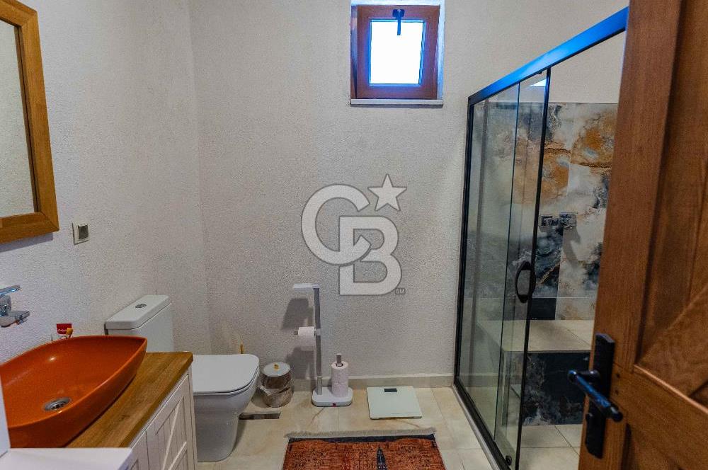 ÇNAKKALE EZİNE DE SATILIKMÜSTAKİL 574 M2 ARSA İÇİNDE TAŞ EV
