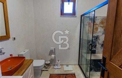 ÇNAKKALE EZİNE DE SATILIKMÜSTAKİL 574 M2 ARSA İÇİNDE TAŞ EV