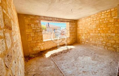 ÇANAKKALE ARIKLI'DA MUHTEŞEM MANZARALI MÜSTAKİL TAŞ EV