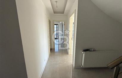 Seferihisar Luwi Rezidans’ta Kiralık 2+1 Dubleks Daire | Havuzlu, Güvenlikli, Merkezi Isıtma