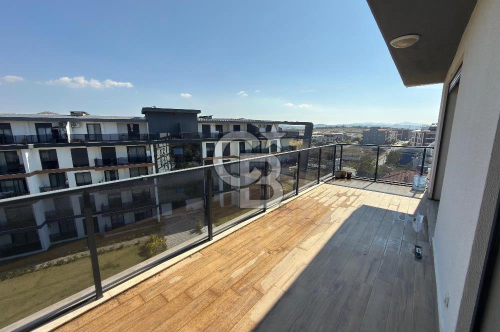 Seferihisar Luwi Rezidans’ta Kiralık 2+1 Dubleks Daire | Havuzlu, Güvenlikli, Merkezi Isıtma