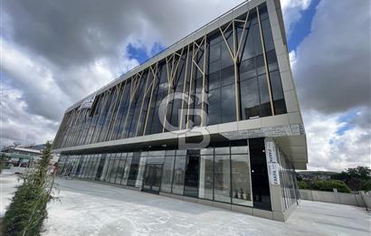 BÜYÜKÇEKMECE E5 ÜZERİ KİRALIK 1850m² 2 KAT DUBLEKS SIFIR TERASLI