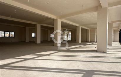 BÜYÜKÇEKMECE E-5 ÜZERİNDE 1850m² TERASLI DUBLEKS PLAZA KATI