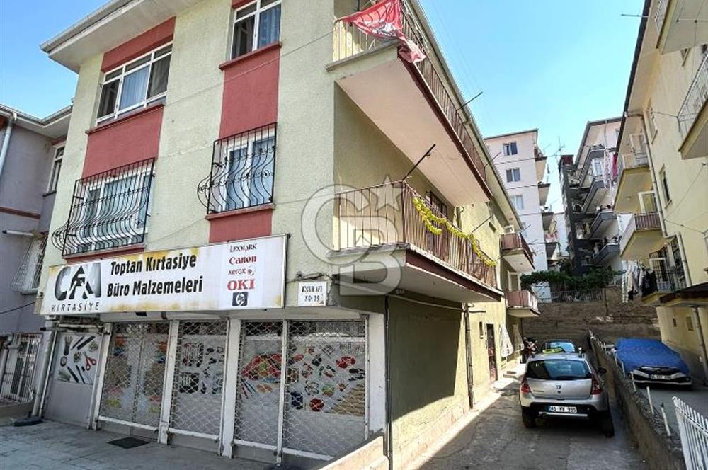  MAÇKA SOKAK'TA KATTA SATILIK 3+1 DAİRE