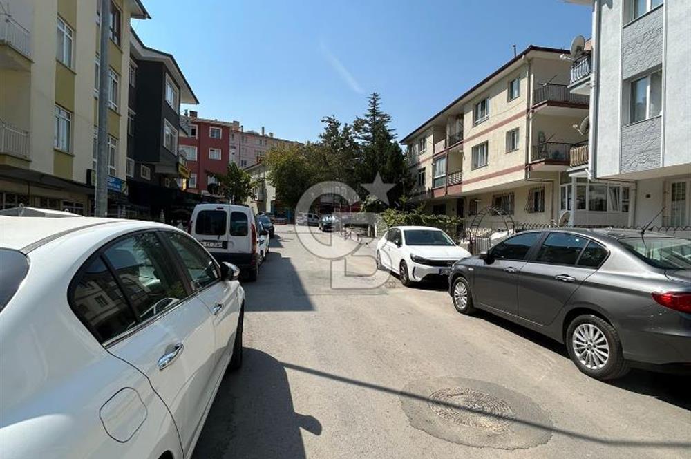  MAÇKA SOKAK'TA KATTA SATILIK 3+1 DAİRE