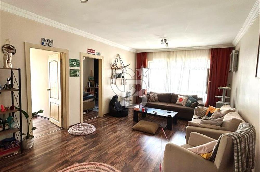  MAÇKA SOKAK'TA KATTA SATILIK 3+1 DAİRE